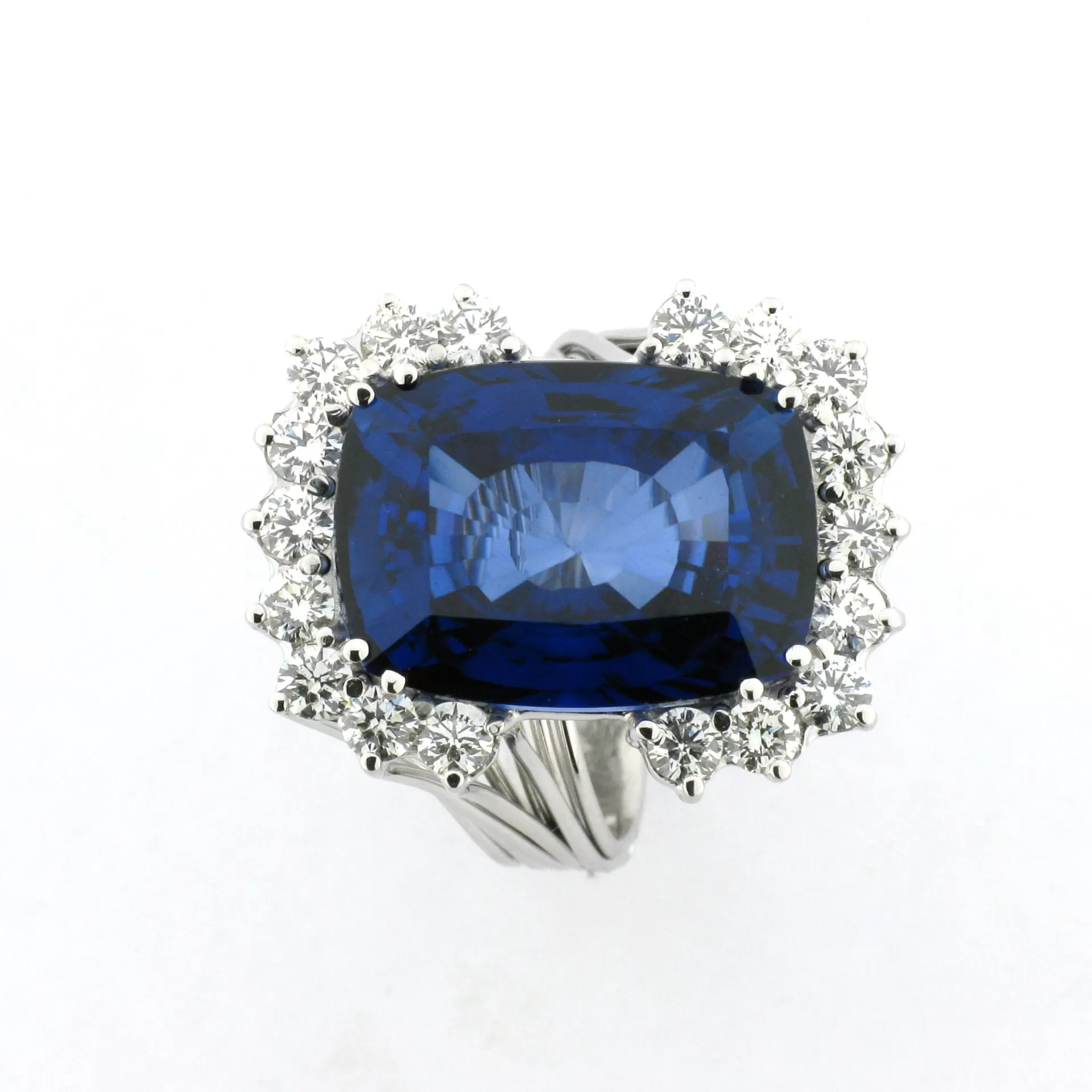 Ring with Diamonds and Sapphire blu rectangular